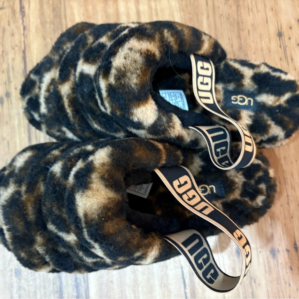 UGG Fluffy Leopard Print Slippers